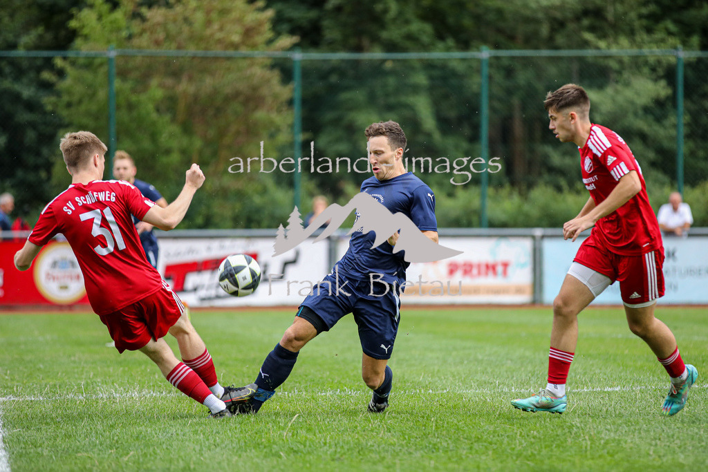 OE7A1474 | mitte, Lucas Paukner