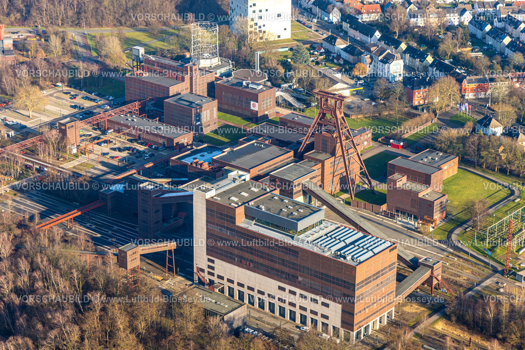 Essen260101044 | Luftbild, Unesco Welterbe Zeche Zollverein, Zollverein Schacht XII Förderturm, Stoppenberg, Essen, Ruhrgebiet, Nordrhein-Westfalen, Deutschland