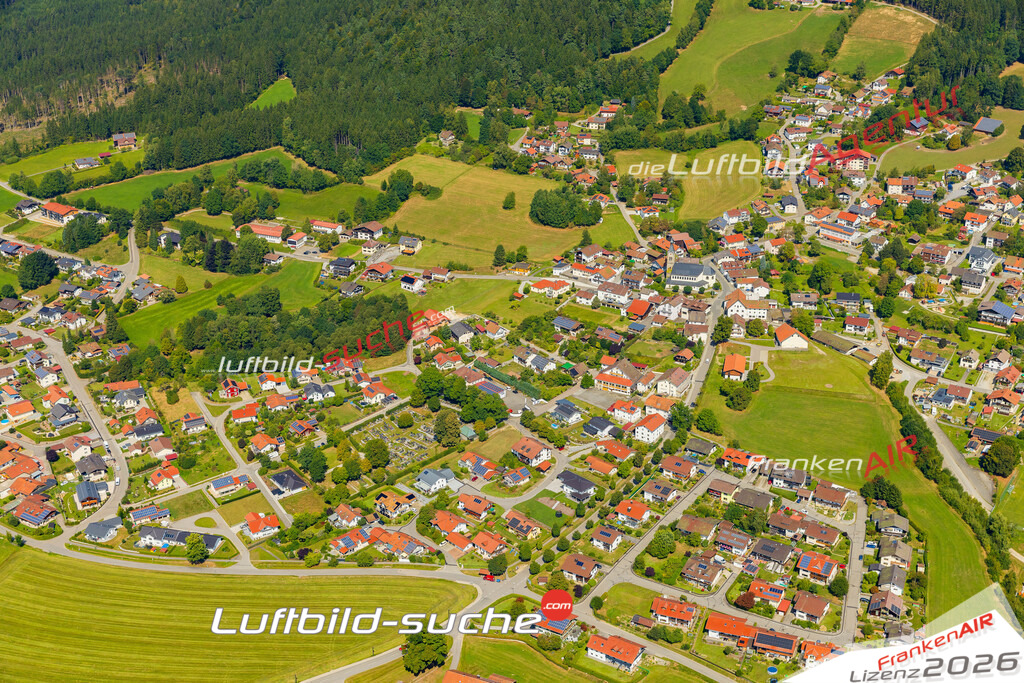 Luftaufnahme von Böbrach - Die Luftaufnahme wurde 2025 vom UL-Flugzeug heraus erstellt ( keine Drohne ) - Hochauflösende Luftaufnahme - für professionelle Ausdrucke geeignet. Die Geschenkidee !Mit Lizenz und Bildrechte bestellbar