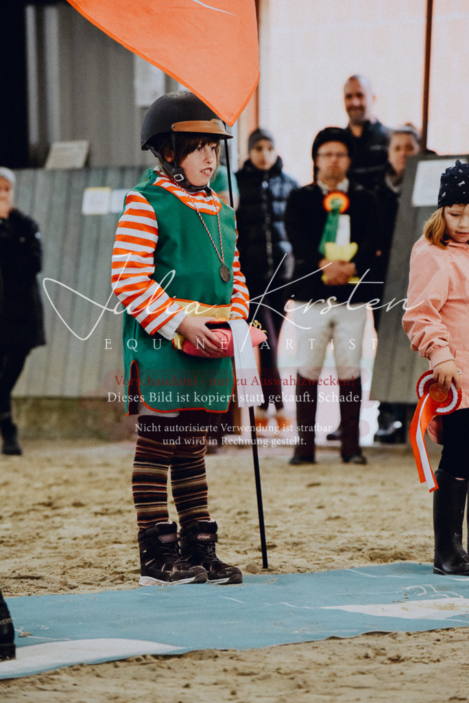 DSC_7049 | Pferde- und Turnierfotografie in Westsachsen. Pferdeportraits, Auftragszeichnungen und intuitive Kunst.