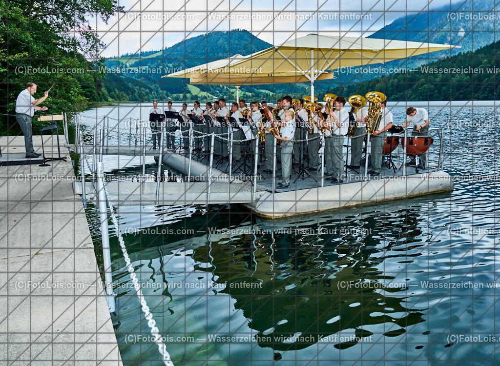 ALP1137_XXXX-Chopin-Festival_Ausklang | (C)FotoLois.com, Alois Spandl. XXXX. Chopin-Festival in der Kartause Gaming, musikalischer AUSKLANG auf der Seebühne Lunz mit dem Blasorchester der Miltärmusik Niederösterreich unter der Leitung von Oberst Adolf Obendrauf, So 18. August 2024.