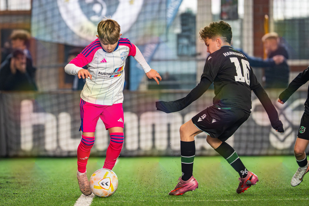 blr.pics-277 | Professionelle Fußball- und Sportfotografie. Spielbilder online ansehen und kaufen – Einzelbilder oder komplette Galerien in hoher Qualität. - Realisiert mit Pictrs.com