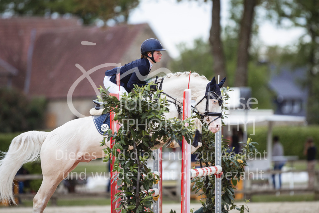 240504_PonyTrophy-180 | Deine schönsten Turniermomente als professionelle Fotos! Entdecke hochwertige Pferdesport-Fotografie im Online-Shop. Jetzt Fotos finden & bestellen!