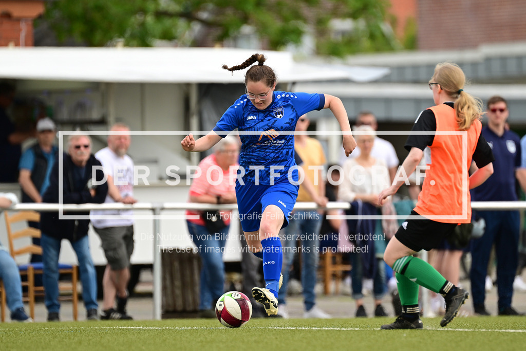 Fußball I Frauen I Saison 2024-2025 I Bezirksliga I 22. Spieltag I FSG 3 Meilen Altes Land - VfL Wingst I 042855 | Der Sportfotograf. - Realisiert mit Pictrs.com