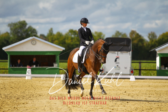 DKP44346 | Turniersportfotografie; Pferdefotografie; Dressurfotografie