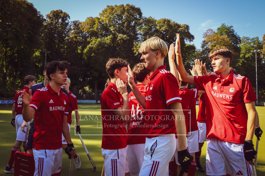 MU16 Regionalliga WDM HF RWK-DHC 21.09.24 Köln_4 | lanaschraderfotografie - Realisiert mit Pictrs.com