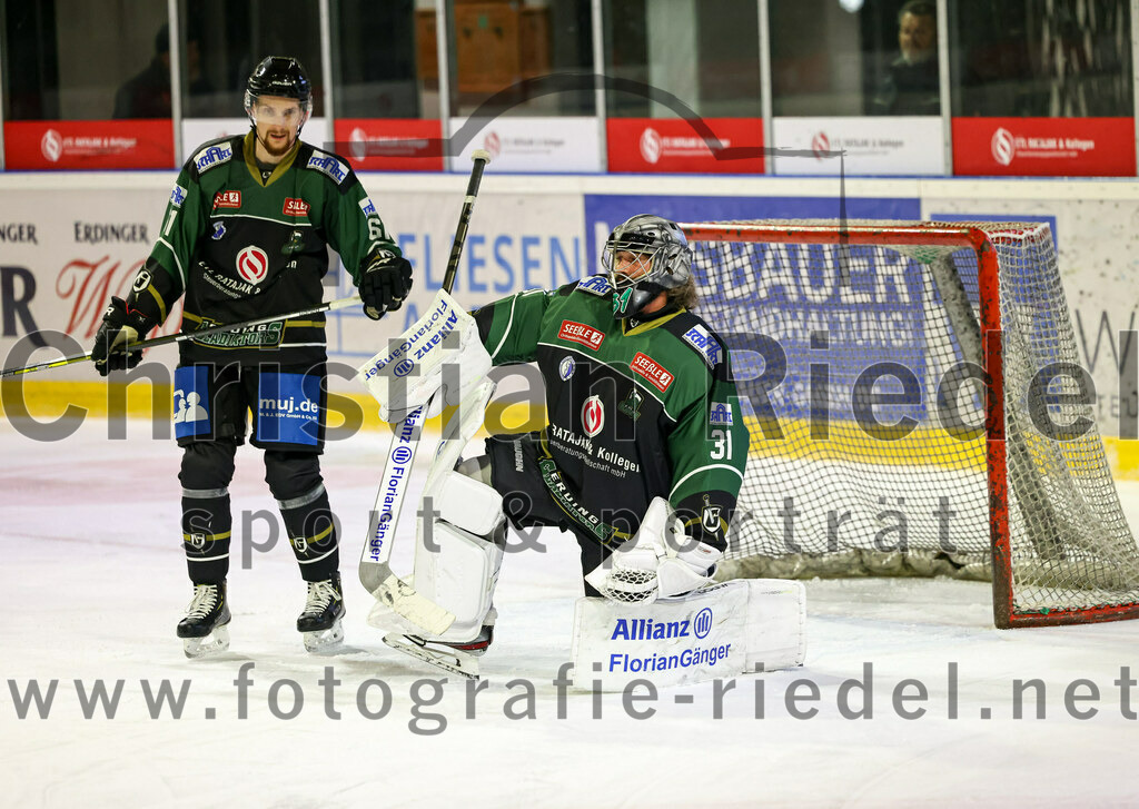 2022-11-13_013_TSV_Erding_gegen_TEV_Miesbach | Erding, Deutschland, 13.11.2022:
Eishockey, Bayernliga 2022 / 2023, 13. Spieltag, TSV Erding gegen TEV Miesbach, Endergebnis: 

Foto: Christian Riedel / fotografie-riedel.net