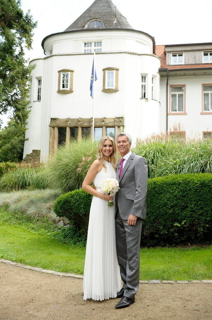 Hochzeit_Trauung_041 | Mein Name ist Arkadius. Ich fotografiere Ihre Hochzeit in Frankfurt und im Umkreis von 200 km. Als Fotograf bin ich noch bekannt im Bereich Business- und Modefotografie.