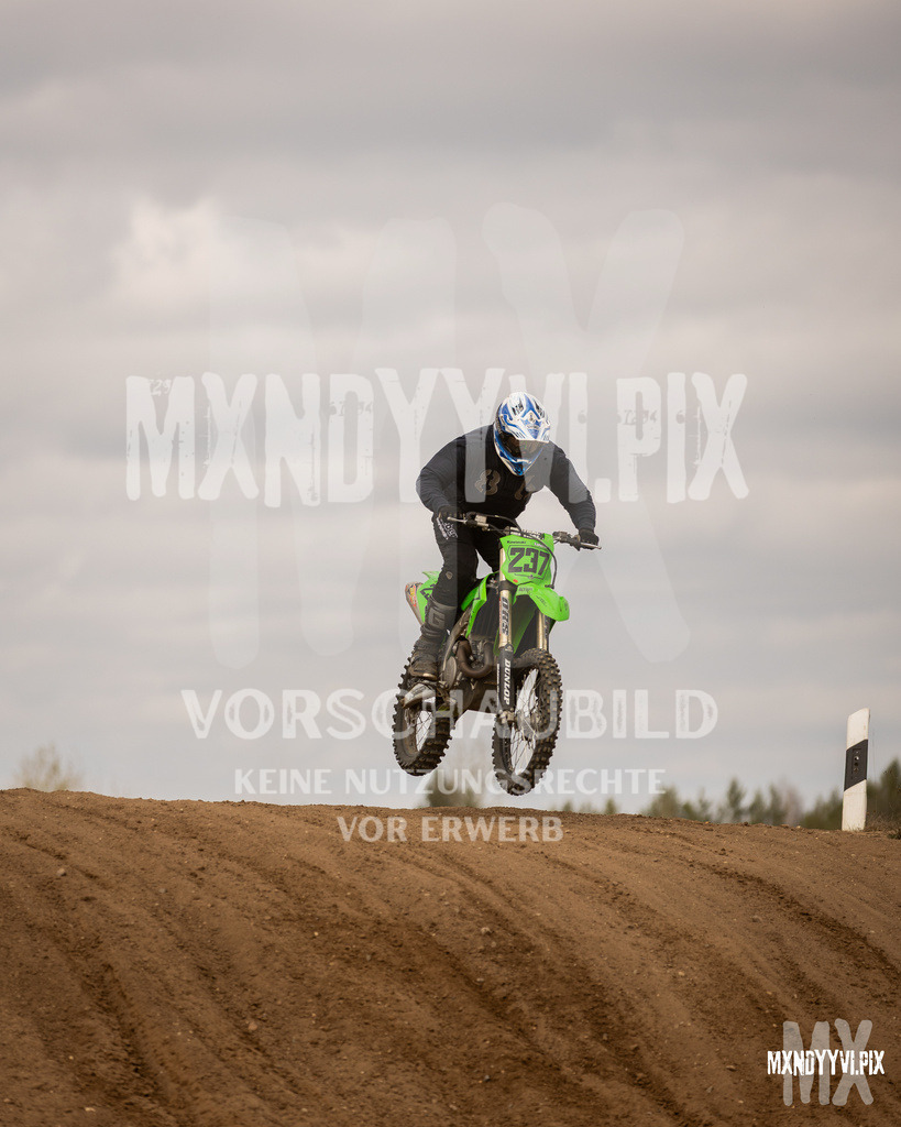 866A1660 | mxndyyvipix