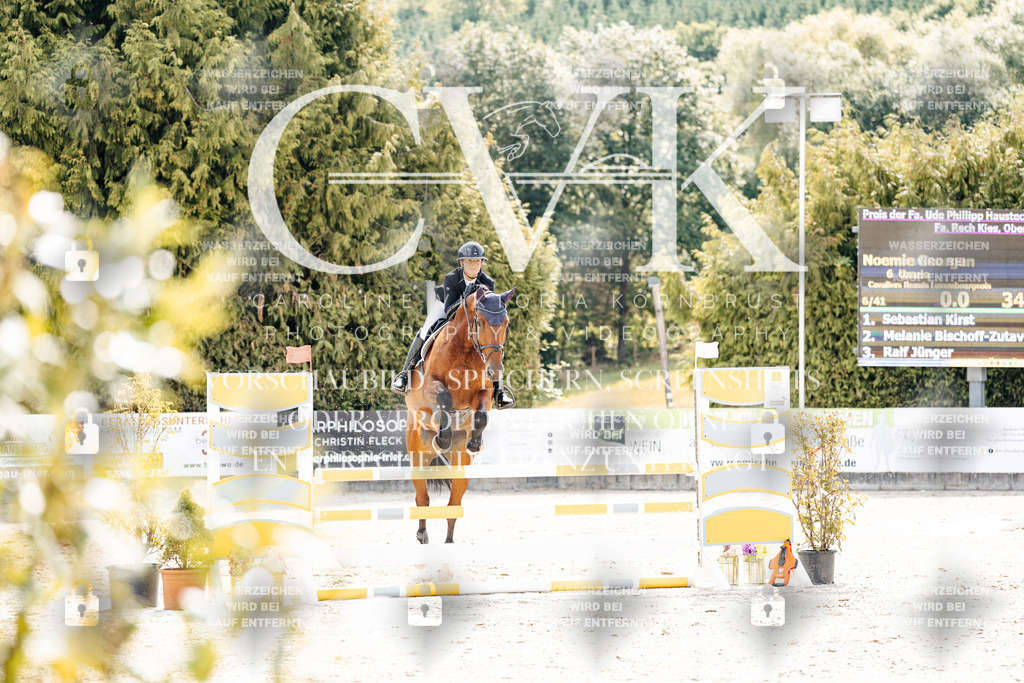 CK908791 | Turnierfotografie Pferdefotografie Trier Rheinland-Pfalz Pferdesport Reitsport Tierfotografie Sportfotografie Pferdevideo Pferdevideografie Equestrianvideography equestrianphotography  - Realisiert mit Pictrs.com