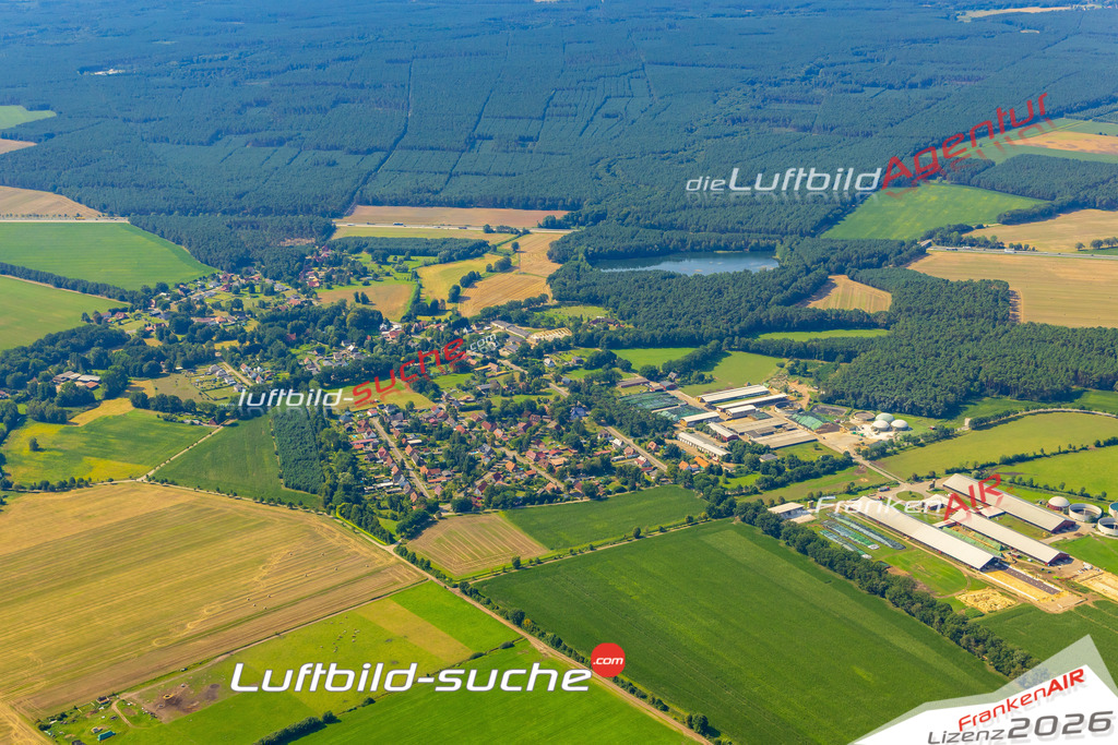 Kraak Rastow Bild- Das Luftbild wurde 2025 vom UL-Flugzeug heraus erstellt ( keine Drohne bzw. Drohnenaufnahme ) - Hochauflösende Luftaufnahme -Nicht vergleichbar mit Google Maps oder Satelittenbilder- Die Geschenkidee !Mit Lizenz und Bildrechte bestellbar - CC