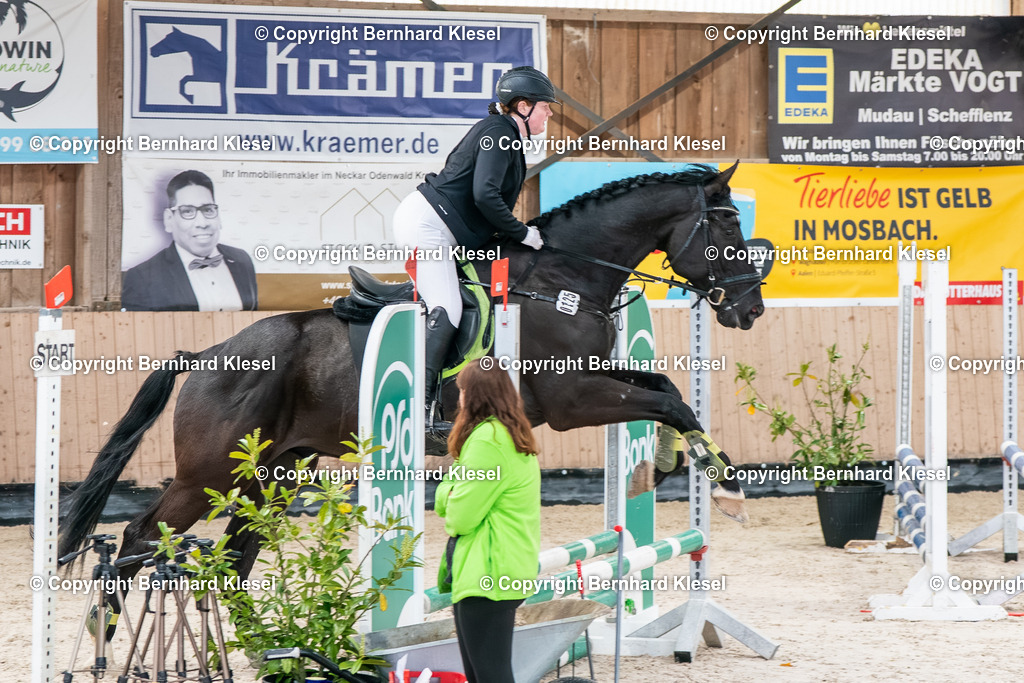 2A900049 | foto-team-bernhard - Realisiert mit Pictrs.com