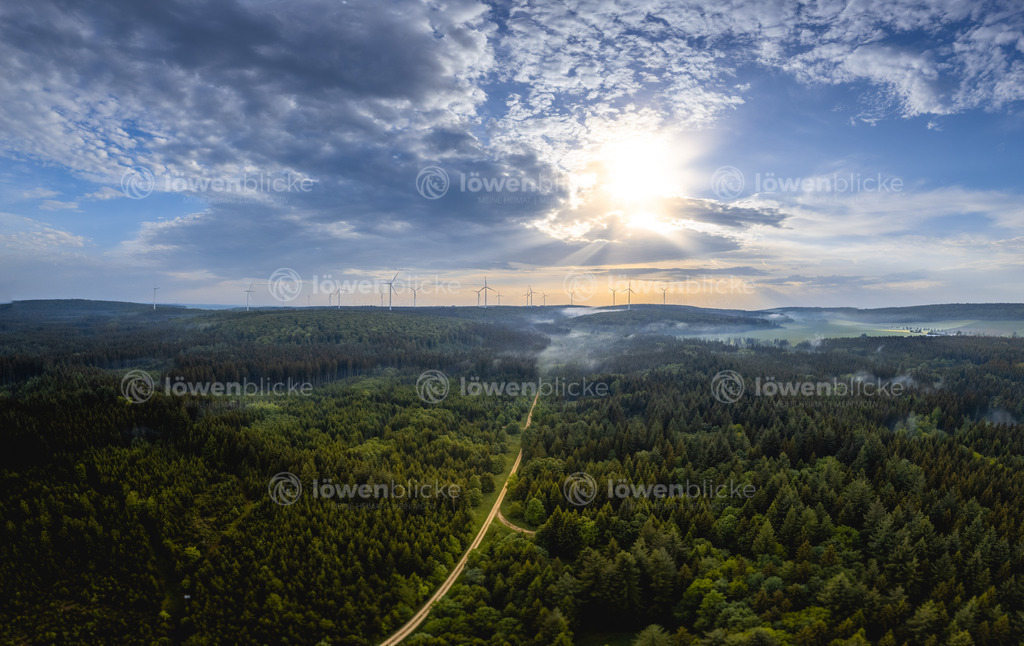 Windpark im Albuch bei Lauterstein | löwenblicke | shop