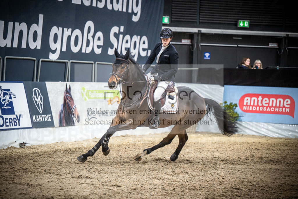 DOS_3364 | Entdecke hochwertige Reitturnierfotos von Foto Oger. Professionell, emotional und authentisch – jetzt Lieblingsmomente im Shop bestellen.Deutschlandweite Turnierfotografie. - Realisiert mit Pictrs.com