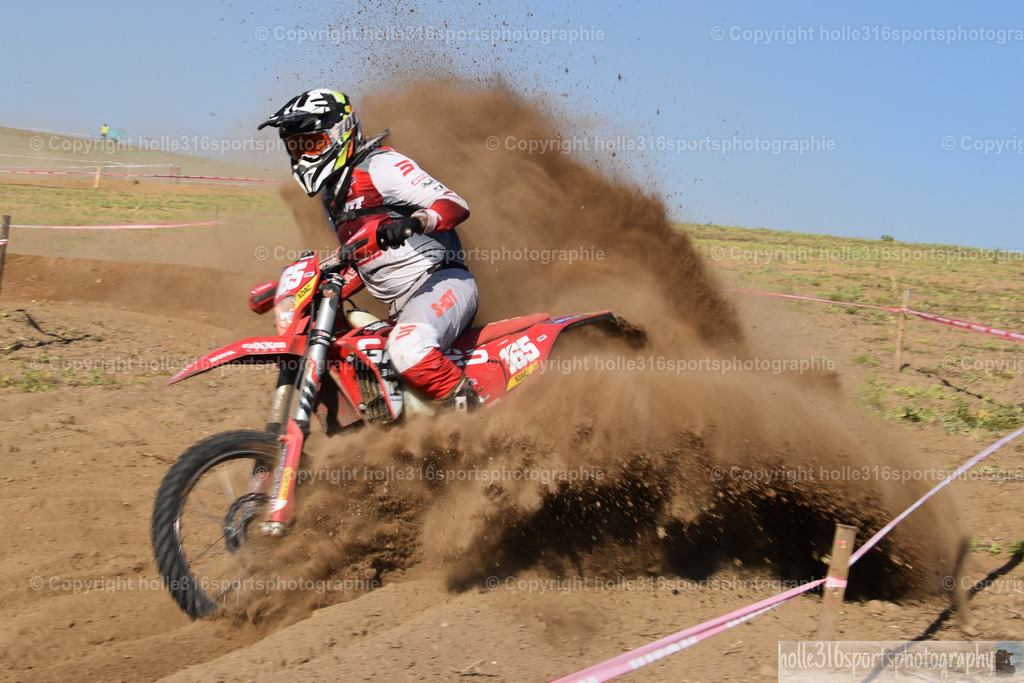 DSC_0396 | Sportfotografie , Motorsport, Motoross, Reitsport, Mointainbike, Enduro,
Landschaft , Outdoor, Eventfotografie, Landschaft, Bilder online bestellen - Realisiert mit Pictrs.com