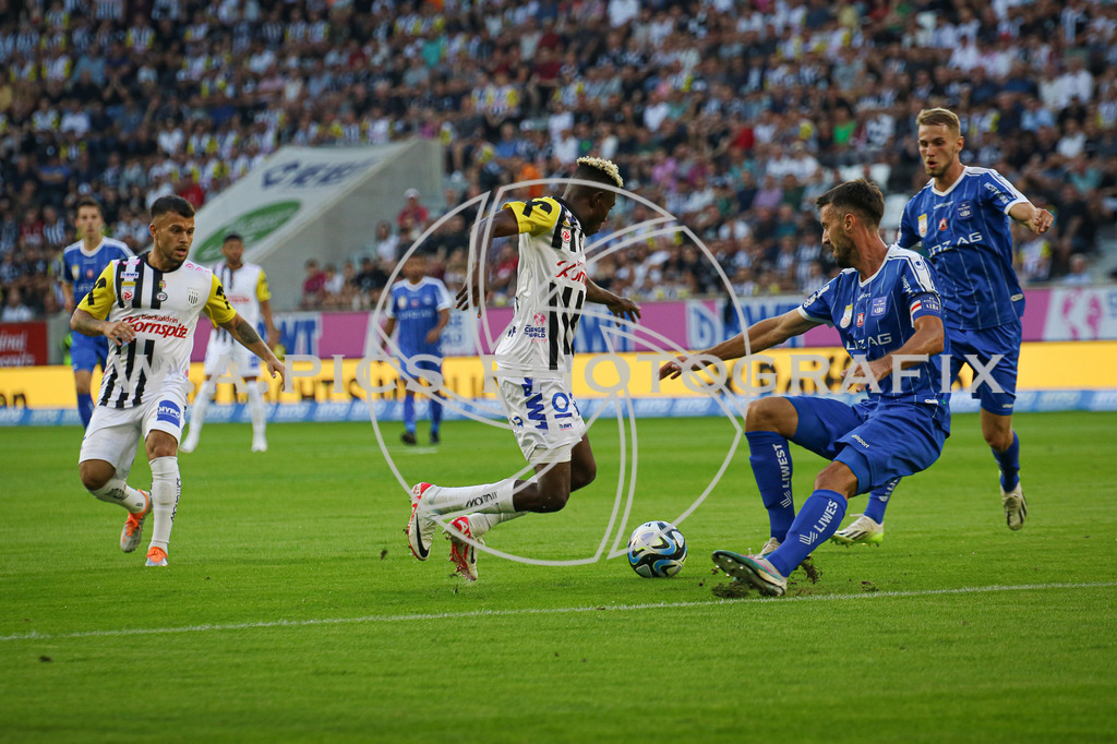 Linzer ASK vs SK Blau Weiß Linz | LINZ, AUSTRIA, 12.08.23 - SOCCER - ADMIRAL Bundesliga, Ground group, LASK Linz vs FC Blau-Weiß Linz, Image shows: Moses Usor (LASK)
Photo: SMP/AW