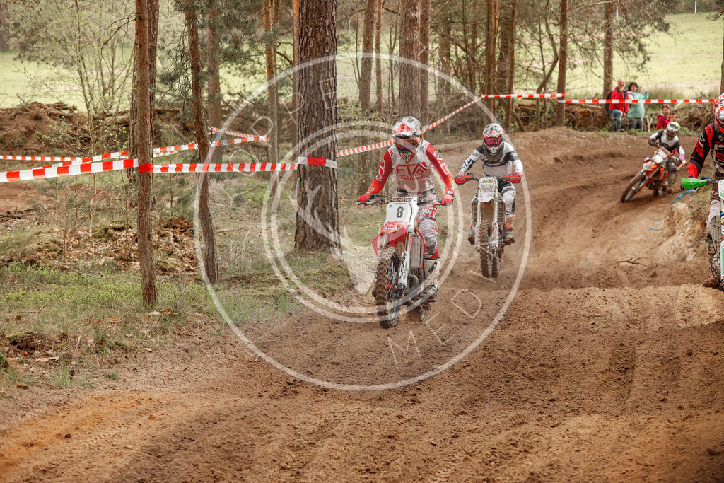 4TaktLauf1-260 | koppe-media - Realisiert mit Pictrs.com