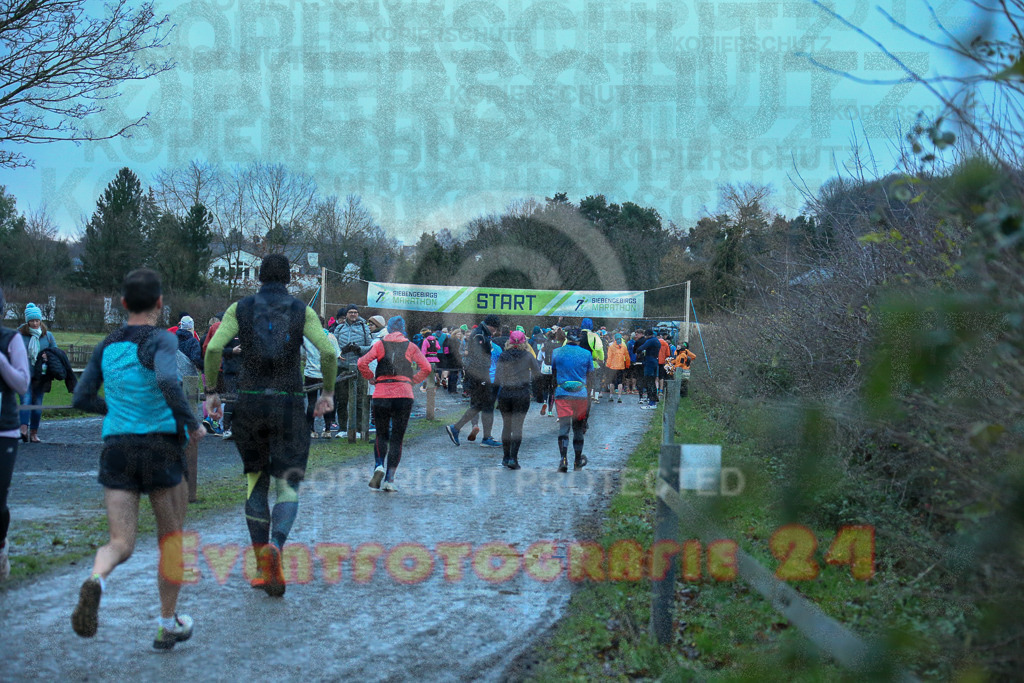 241208_0859_EX1_3531 | Sportfotografie im Rhein-Sieg Kreis, Köln, Bonn, NRW, Rheinland Pfalz, Hessen, etc. Unser Tätigkeitsfeld umfasst den Laufsport vom Volkslauf über den Marathon, Duathlon, Triathon bis zum Ultralauf wie Kölnpfad Ultra oder Schindertrail.