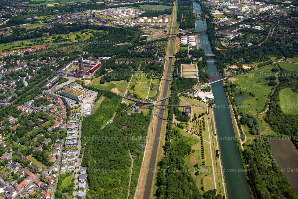 3805542 | Der Nordsternpark ist ein Landschaftspark auf dem Gelände der ehemaligen Zeche Nordstern in Gelsenkirchen. Nach Stilllegung der Zeche Nordstern im Jahr 1993 wurde das Betriebsgelände grundsaniert und in einen Landschaftspark verwandelt. 1997 fand im Park die Bundesgartenschau statt