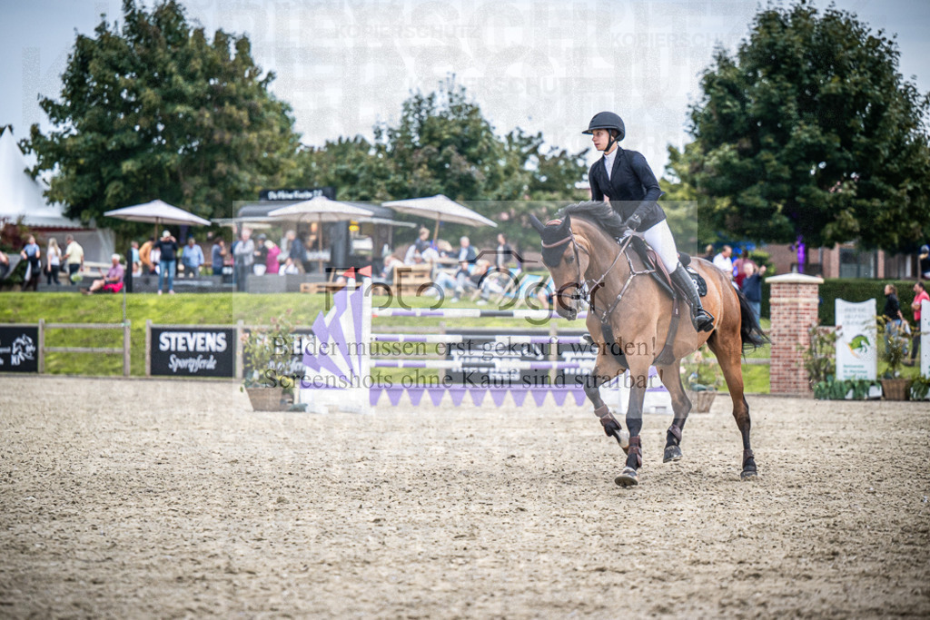 DOS_8301 | Entdecke hochwertige Reitturnierfotos von Foto Oger. Professionell, emotional und authentisch – jetzt Lieblingsmomente im Shop bestellen.Deutschlandweite Turnierfotografie. - Realisiert mit Pictrs.com