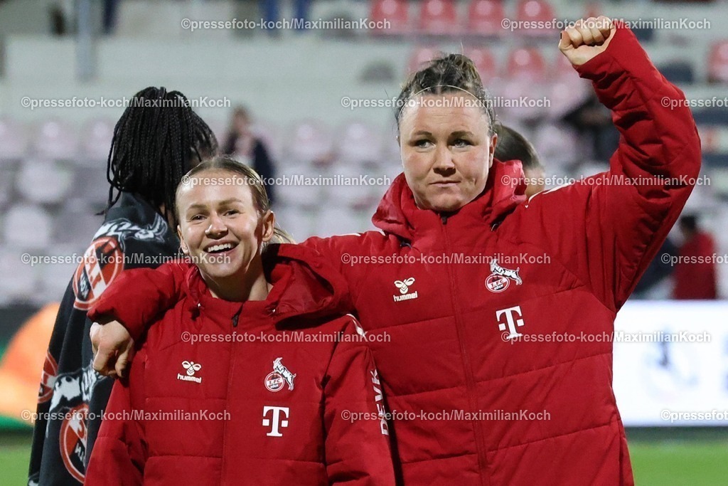 xSSCx31102502016 | 31.10.2025, xsscx, Frauen Fuﬂball, 1. FC Koeln - 1. FC Nuernberg, 1. Fuﬂball Bundesliga, 3. Spieltag, Franz-Kremer-Stadion, Saison 2025 2026: Die Spielerinnen des 1. FC Koeln feiern ihren 3:0 Sieg DFB regulations prohibit any use of photographs as image sequences and or quasi-video. Nordrhein-Westfalen Deutschland