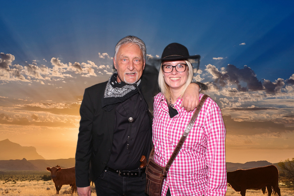 top-top.de-251025-0041 | Foto, Video, Fotografie, Videografie, Fotobox, DJ, Discjockey, Musik, Musikbox, Veranstaltung, Photobooth, Amazon, Ebay, Buchtipp, Bestseller, Autor, Verlag, Buch, Wesel, Hamminkeln, NRW, Dinslaken, Rees, Drohne, Hochzeit, Party, Fotobox, Wesel, Fotograf