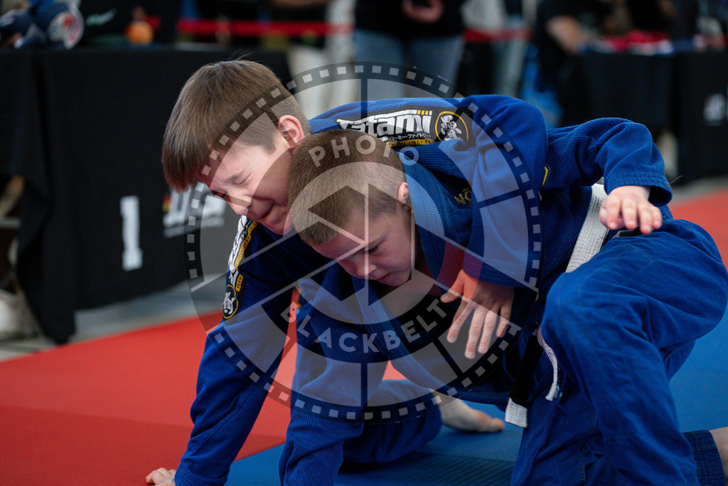 20250510PBB0095 | Athletes compete during the JJLG Berlin Open Jiu-Jitsu Championship on May 10, 2025 in Berlin, Germany. © Chiara Dazi / photoblackbelt