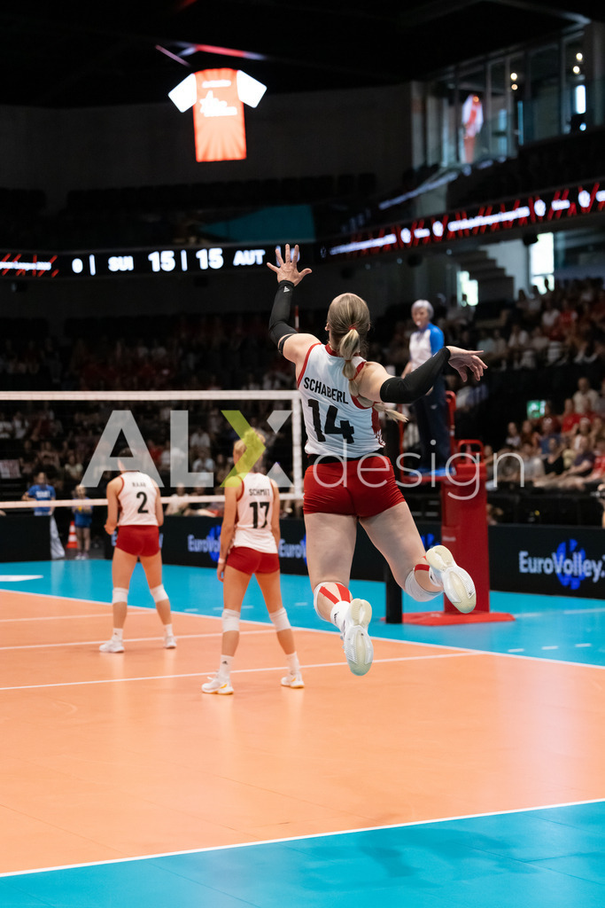 Austria v Switzerland - CEV European League Women | KRIENS, SWITZERLAND - JUNE 14: KORA MARINA SCHABERL of Austria serve during the CEV European League match between Austria and Switzerland at Pilatus Arena on June 14, 2026 in Kriens, Switzerland. - Realisiert mit Pictrs.com