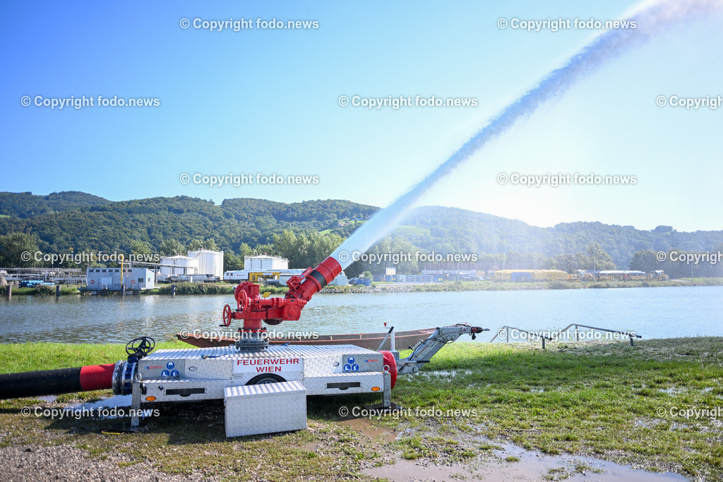 Feuerwehruebung Formatex 23_ Tankhafen Linz_ 15.09.2023-16 | 15.09.2023, Linz, AUT, Feuerwehruebung Formatex 23, Tankhafen Linz, im Bild Feuerwehruebung Formatex 23, Tankhafen Linz