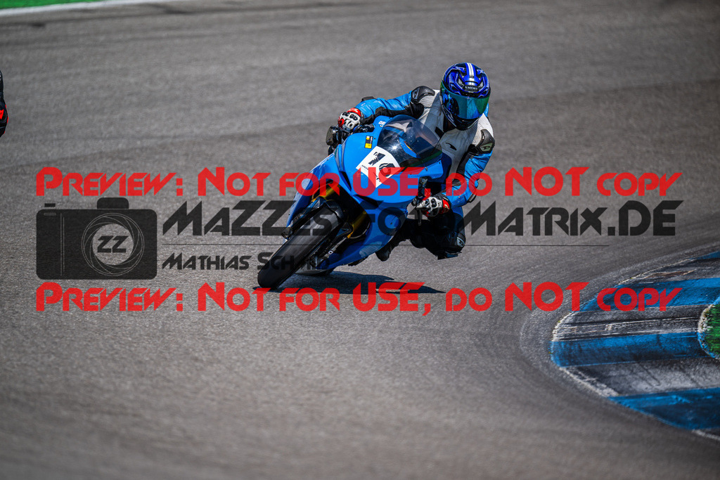 MaZZes_FotoMatrix_240520_6007705_4277 | GELB