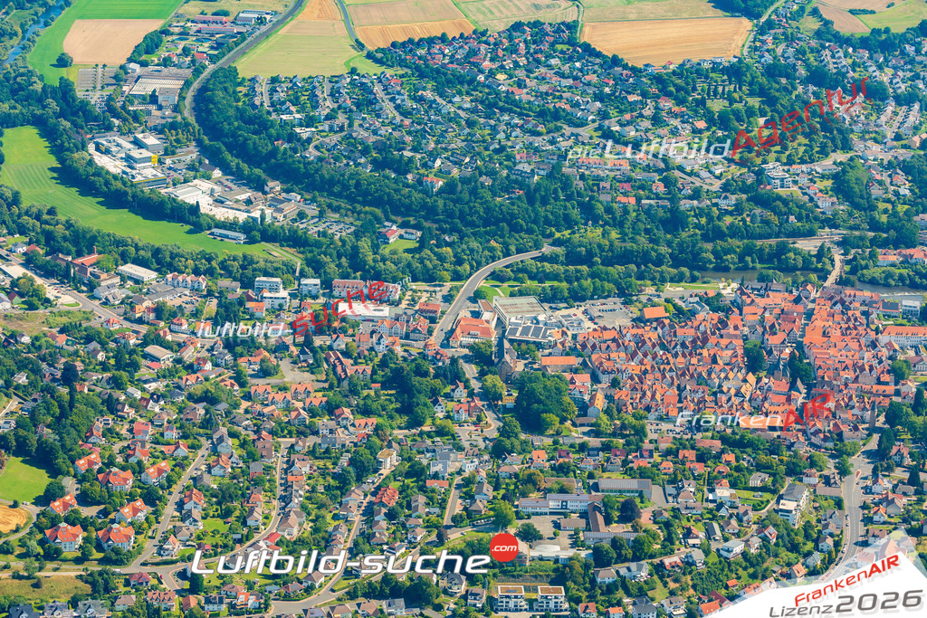 Stadt Melsungen von Oben- Die Luftaufnahme wurde 2025 vom UL-Flugzeug heraus erstellt ( keine Drohnenaufnahme ) - Hochauflösende Luftaufnahme - für Wandbilder und großformatige Ausdrucke geeignet. Das besondere Geschenk!Hier alle&nbsp;Infos zur Lizenzierung der LuftaufnahmeWir fliegen auch dieses Jahr wieder in Ihre Region um Luftbilder zu erstellen.- Luftbild anfragen