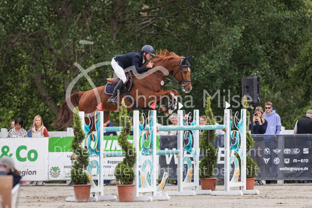 250601_MayDays_GP-543 | Deine schönsten Turniermomente als professionelle Fotos! Entdecke hochwertige Pferdesport-Fotografie im Online-Shop. Jetzt Fotos finden & bestellen!