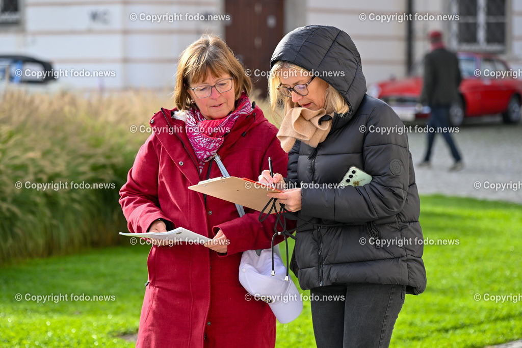 Frauen fuer Frauen_ Charity Oldtimerfahrt_ 04.10.2025-41 | 04.10.2025, Linz, AUT, Oldtimer Charity im Bild Frauen fuer Frauen Oldtimerfahrt, Teilnehmer©Harald Dostal / fodo.media