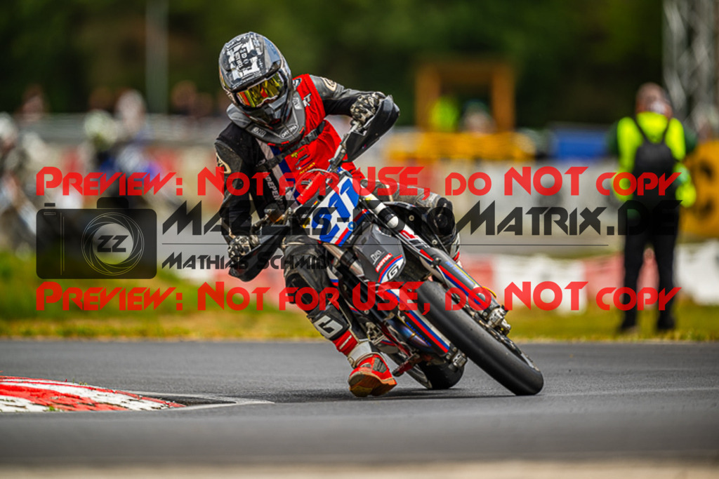 MaZZes_FotoMatrix_230702_1043 | S4