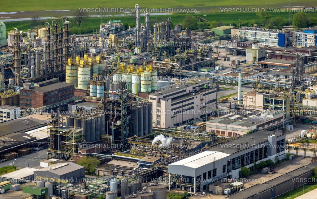 Oberhausen240401963 | Luftbild, Detailaufnahme vom OQ Chemicals Werk Ruhrchemie, Holten, Oberhausen, Ruhrgebiet, Nordrhein-Westfalen, Deutschland
