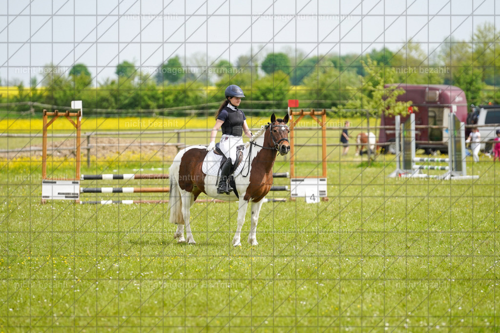 20230521-FAH06176 | Frühjahrsturnier, Landsberg am Lech, 2023, Reitclub Landsberg, Turnierbilder, Fotos Turnier Landsberg, Fotoagentur Herrmann, Turnierfotografen Bayern, Reitsport Fotograf, Pferde Fotograf