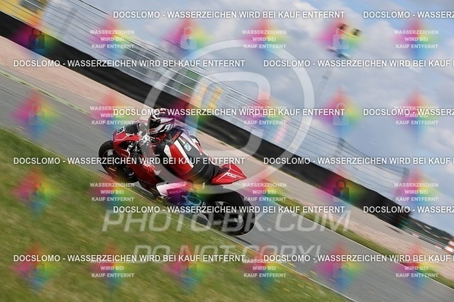 2016-07-01-PBK-2400 | Sportfotografie; SlowMotion; Video; Rennstrecke; Hafeneger; RSE; Speer; Trackday; Motorsportarena; Hockenheimring; Brno; Most; Barcelona; Valencia, Benny; Kaetzmer;