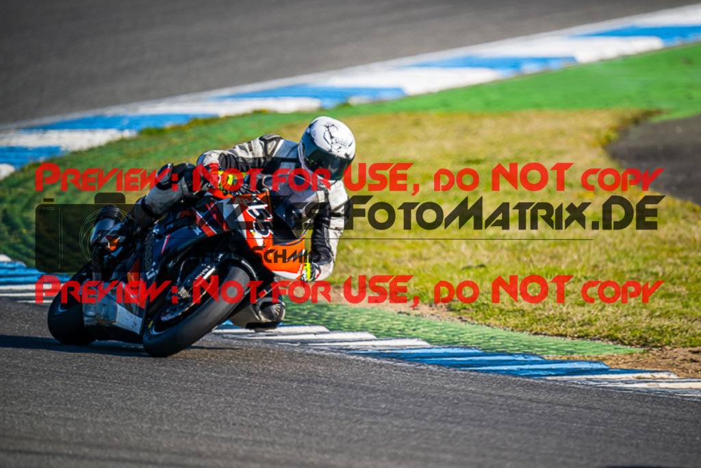 MaZZes_FotoMatrix_230410_1401 | ROT