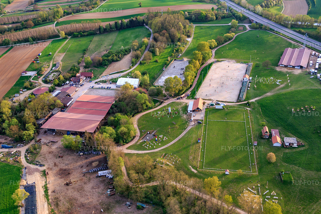 Aerial view: Equestrian tournament in the Haras De La Née in Mothern in the state Bas-Rhin, France. – Photo: IMG_078005.jpg taken on 04/24/2015 by Werner Riehm/FLY-FOTO.com – Resolution of the original: 5472 x 3648 px – Haras de la Nee équitation chevaux concours
