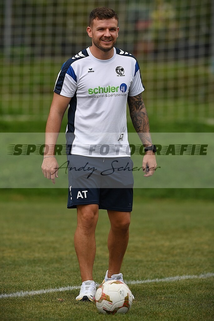 D5S_4994 | Kaufen Sie Sportbilder im Onlineshop von Andy Scherrer Sportfotografie. Faszinierende Bilder von Sportevents aus der ganzen Schweiz. Fussball, Frauenfussball, Unihockey, Handball, Schwingen und weiteren Sportarten. - Realisiert mit Pictrs.com
