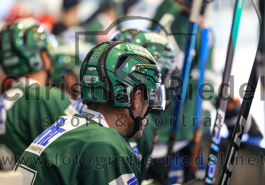 2023-09-10_075_TSV_Erding_gegen_EHC_Klostersee | Erding, Deutschland, 10.09.2023:
Eishockey, Bayernliga 2023 / 2024, Testspiel, TSV Erding gegen EHC Klostersee, Endergebnis: 10:1

Mark Waldhausen (Erding Gladiators, #27)

Foto: Christian Riedel / fotografie-riedel.net