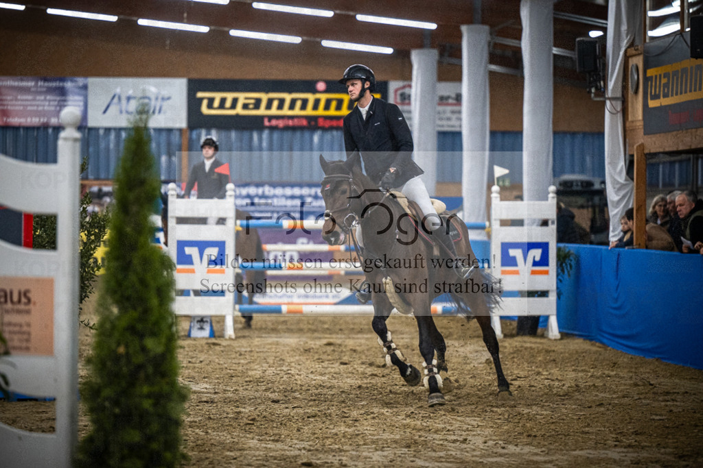 DOS_1914 | Entdecke hochwertige Reitturnierfotos von Foto Oger. Professionell, emotional und authentisch – jetzt Lieblingsmomente im Shop bestellen.Deutschlandweite Turnierfotografie. - Realisiert mit Pictrs.com
