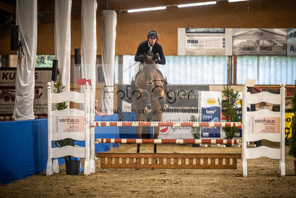 DOS_B1183 | Entdecke hochwertige Reitturnierfotos von Foto Oger. Professionell, emotional und authentisch – jetzt Lieblingsmomente im Shop bestellen.Deutschlandweite Turnierfotografie. - Realisiert mit Pictrs.com