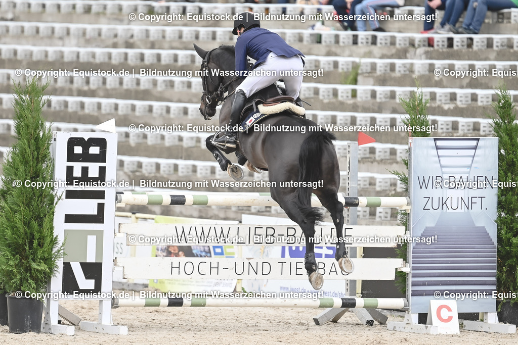 20230514_CCI4_Springen_0036 | equistock