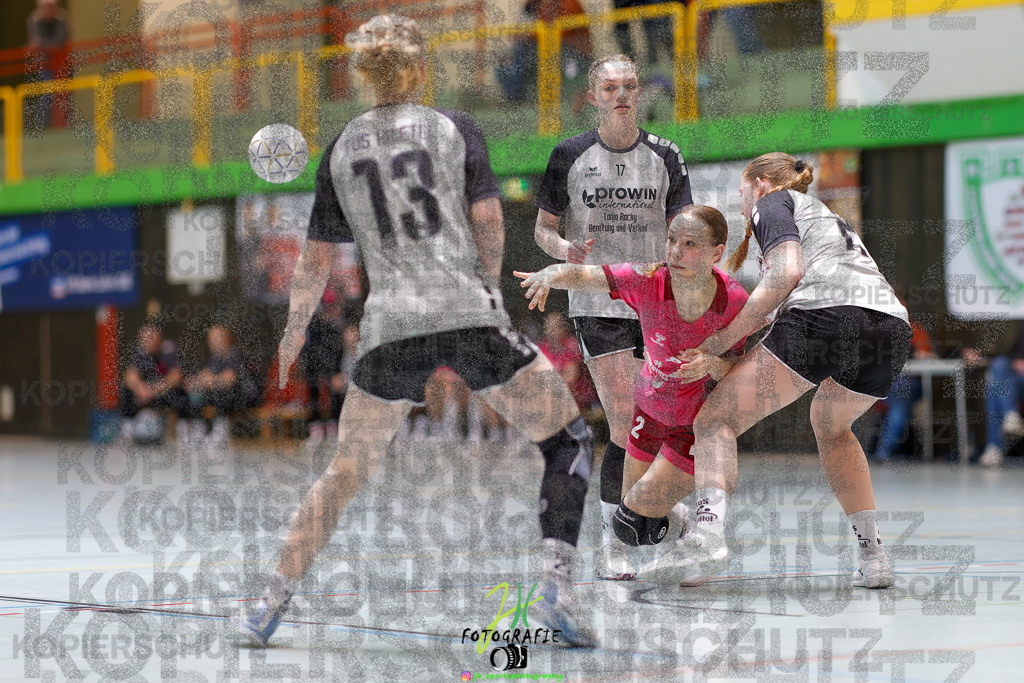 Hessenmeisterschaft wJC - Spiel um Platz 3; TuS Kriftel - SG Schenklengsfeld | Hessenmeisterschaft wJC - Spiel um Platz 3; TuS Kriftel - SG Schenklengsfeld am 22.03.2025 in Biedenkopf (Sporthalle Lahntalschule)Photo © 2025 - Jörg Heinrich - Realisiert mit Pictrs.com