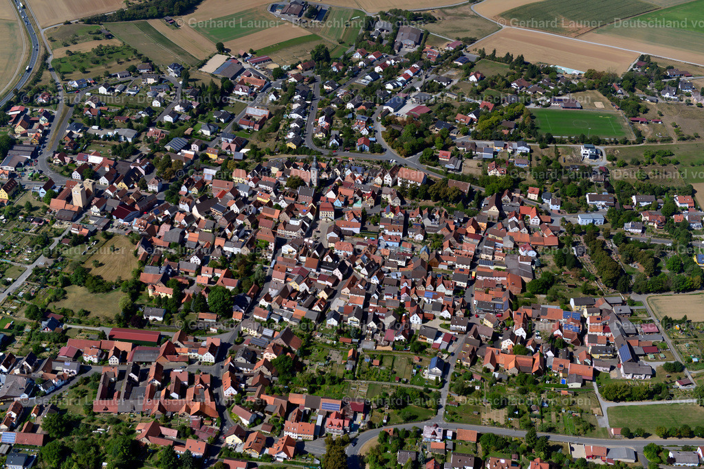 3650653 | REMLINGEN 13.09.2016 Stadtzentrum im Innenstadtbereich  in Remlingen im Bundesland Bayern, Deutschland // The city center in the downtown area  in Remlingen in the state Bavaria, Germany Foto: Gerhard Launer