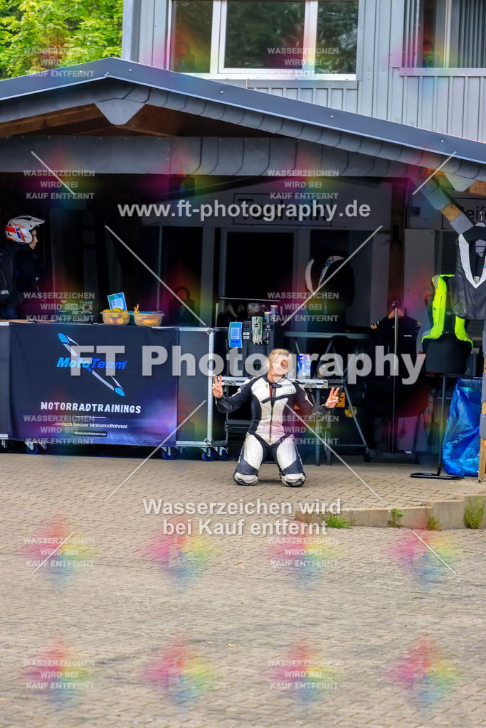 VBK-7483 | Hier findet Ihr Bilder von Touristenfahrten auf der Nürburgring Nordschleife oder von anderen Veranstaltungen die ich besucht habe. Viel Spass beim Durch Schauen 