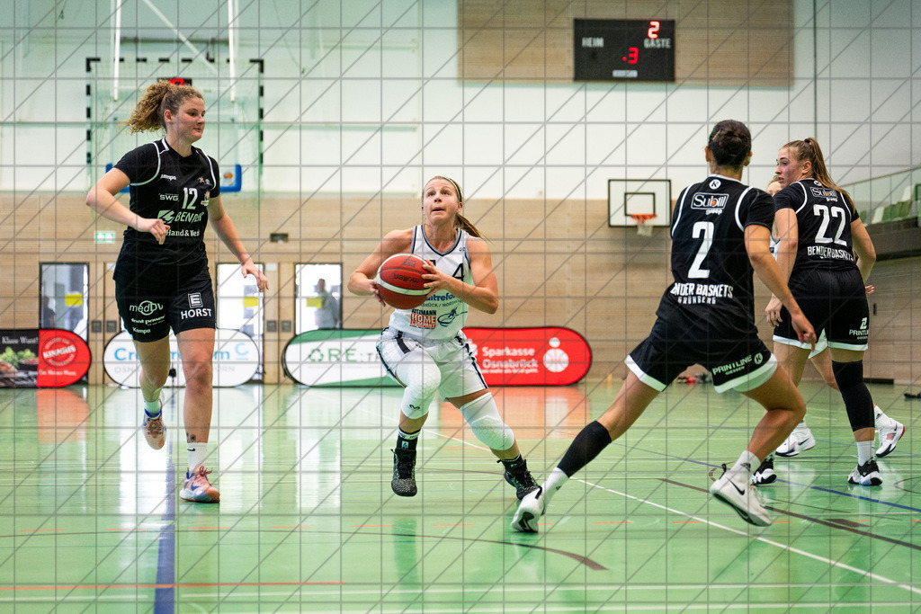 2. DBBL Nord 24/25 | 06.10.2024 | BBC OS vs. Bender Baskets Grünberg | 2. DBBL Nord 24/25 | 06.10.2024 | BBC OS vs. Bender Baskets Grünberg - - - - - CREDIT, www.bullenfotos.de, Martin König, Hörner Weg 40, D-49078 Osnabrück, +4917663732967, Nutzung und Weitergabe nur zu den vereinbarten Zwecken. Presseanfragen an Urheber. Alle Rechte beim Urheber. - - - - - - Realisiert mit Pictrs.com
