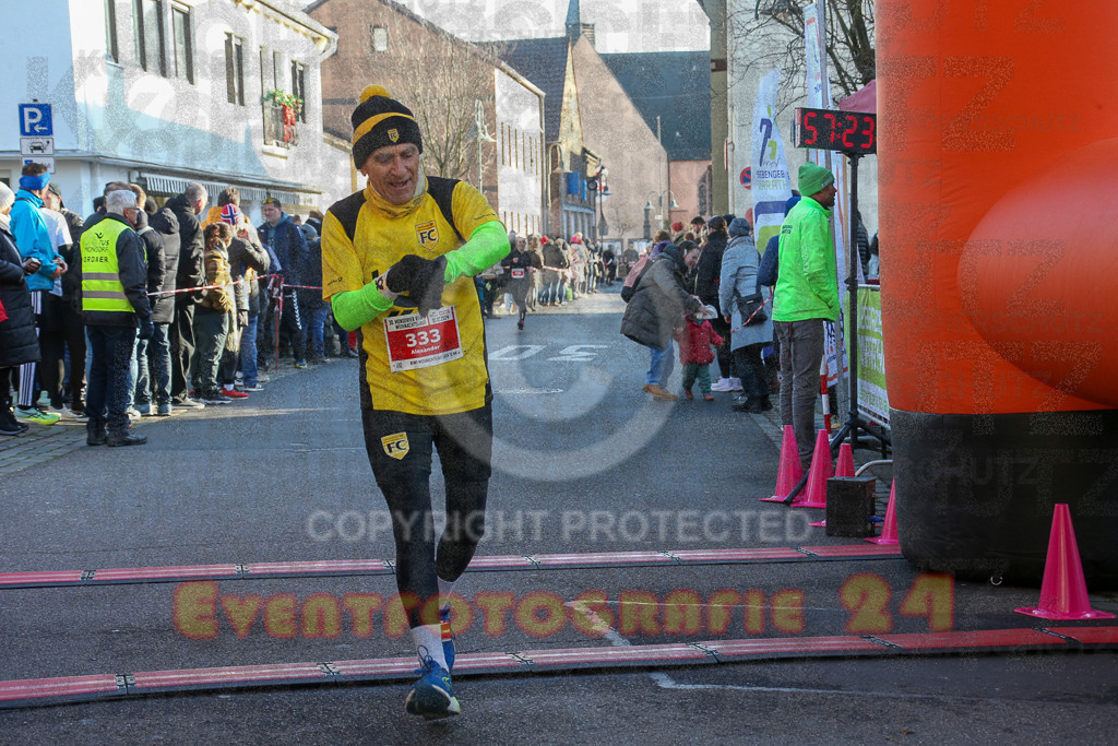 241201_1233_EX1_2672 | Sportfotografie im Rhein-Sieg Kreis, Köln, Bonn, NRW, Rheinland Pfalz, Hessen, etc. Unser Tätigkeitsfeld umfasst den Laufsport vom Volkslauf über den Marathon, Duathlon, Triathon bis zum Ultralauf wie Kölnpfad Ultra oder Schindertrail.