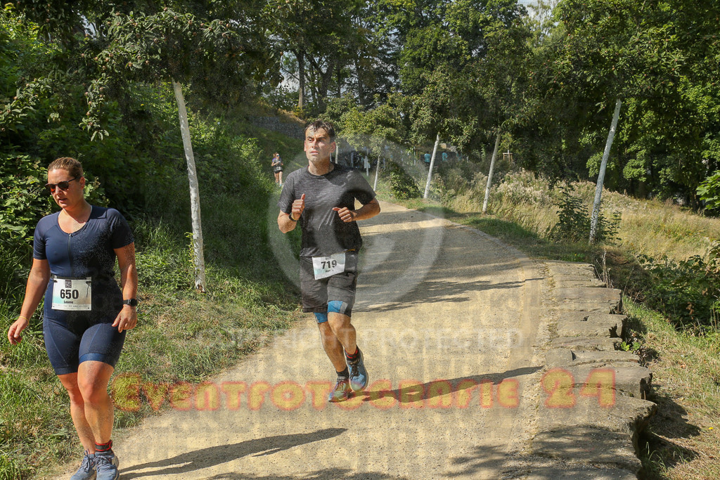 250824_1437_EX1_6916 | Sportfotografie im Rhein-Sieg Kreis, Köln, Bonn, NRW, Rheinland Pfalz, Hessen, etc. Unser Tätigkeitsfeld umfasst den Laufsport vom Volkslauf über den Marathon, Duathlon, Triathon bis zum Ultralauf wie Kölnpfad Ultra oder Schindertrail.
